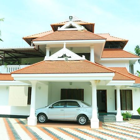Manavalan House Alwaye Ngoại thất bức ảnh