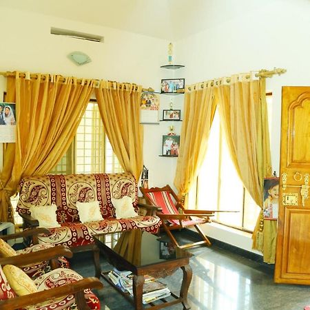 Manavalan House Alwaye Ngoại thất bức ảnh